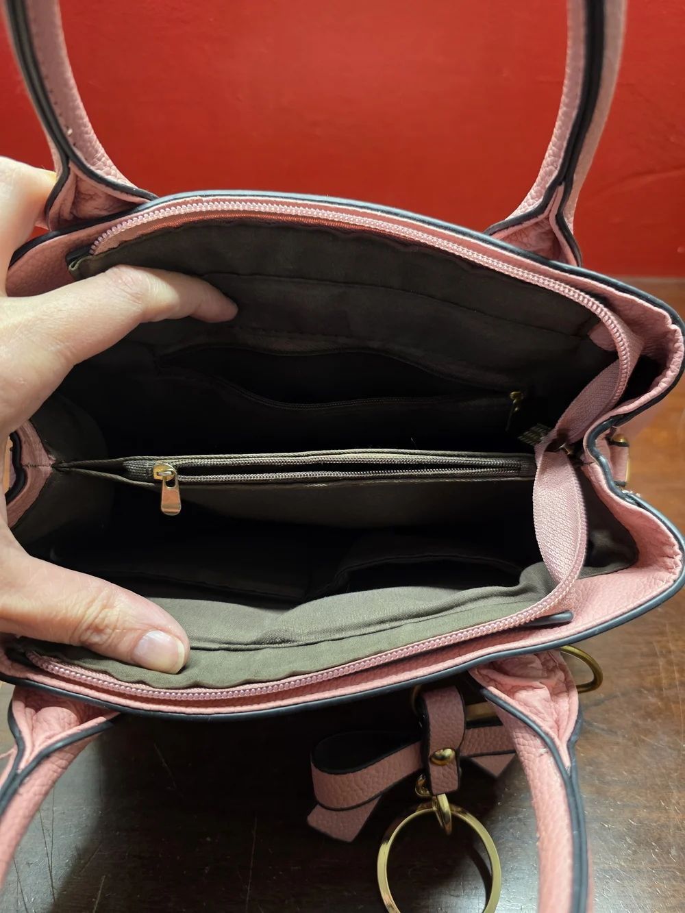 Chic Pink Satchel with Bow Charm and Gold Accents - Picture 4 of 8